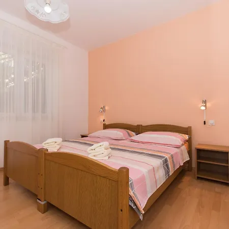 Apartment Masteli - Three Bedroom With Terrace And Sea View Trogir