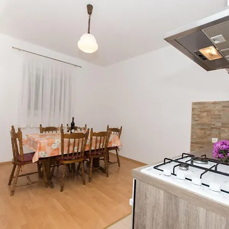 Apartment Masteli - Three Bedroom With Terrace And Sea View