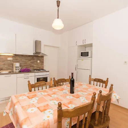 Apartment Masteli - Three Bedroom With Terrace And Sea View